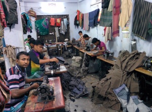 Fábrica de complementos en Dhaka. 